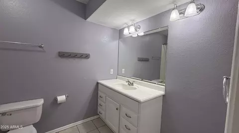 Bath - 3733 E Charter Oak Rd, Phoenix, AZ 85032 photo 1 of 4