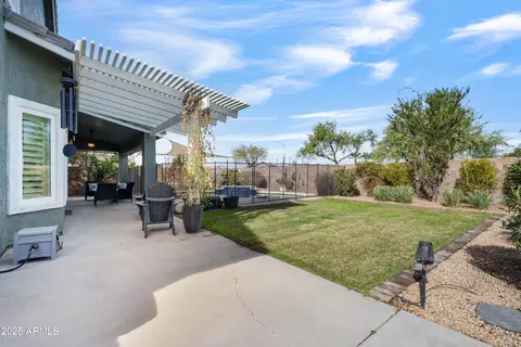 Exterior - 10244 E Olla Ave, Mesa, AZ 85212 photo 6 of 9
