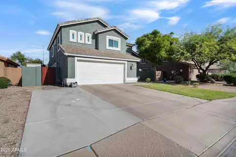 Exterior - 10244 E Olla Ave, Mesa, AZ 85212 photo 3 of 9