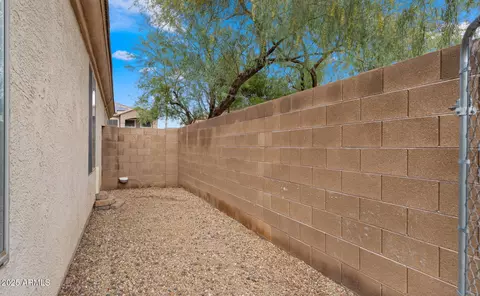 Exterior - 10125 E Posada Ave, Mesa, AZ 85212 photo 5 of 7