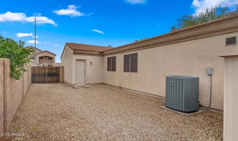 Exterior - 10125 E Posada Ave, Mesa, AZ 85212 photo 6 of 7