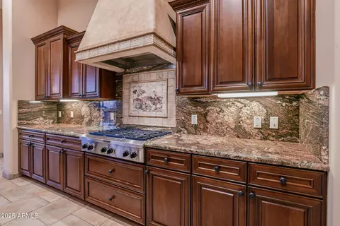 Kitchen - 11435 E Northridge St, Mesa, AZ 85207 photo 6 of 8