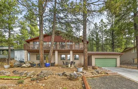 810 N Turquoise Dr, Flagstaff, AZ 86001