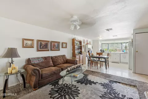 233 E Villa Rita Dr, Phoenix, AZ 85022 photo 6