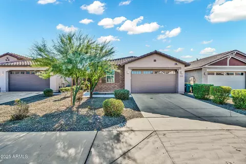 12451 W Kaler Dr, Glendale, AZ 85307