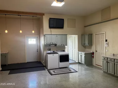 Other - 1024 W Solar Dr, Phoenix, AZ 85021 photo 10 of 15