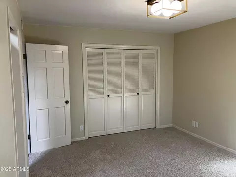 Bedroom - 1024 W Solar Dr, Phoenix, AZ 85021 photo 3 of 3