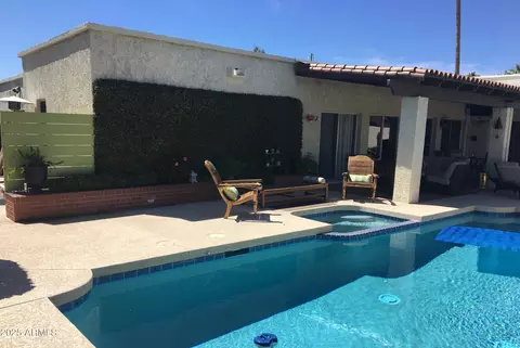 Exterior - 1024 W Solar Dr, Phoenix, AZ 85021 photo 2 of 6