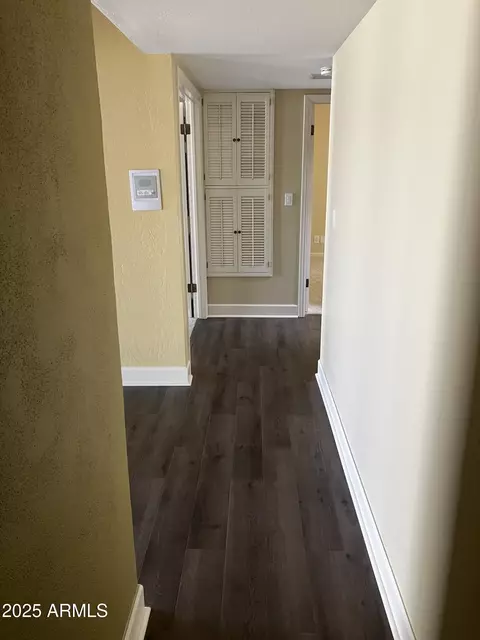 Entry Way - 1024 W Solar Dr, Phoenix, AZ 85021 photo 3 of 3
