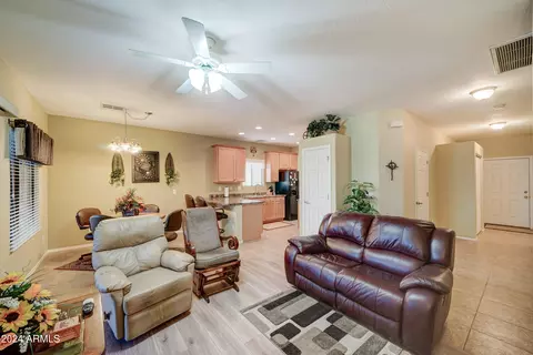 Living - 2101 S Meridian Rd #131, Apache Junction, AZ 85120 photo 4 of 4