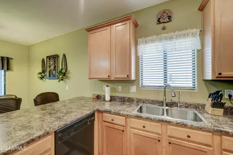 Kitchen - 2101 S Meridian Rd #131, Apache Junction, AZ 85120 photo 2 of 6