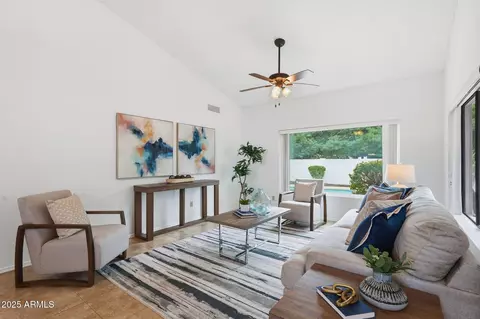Living - 935 E Citation Ln, Tempe, AZ 85284 photo 1 of 1