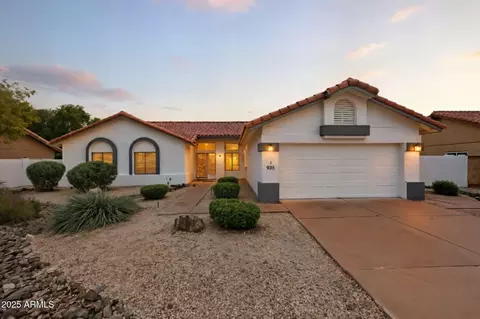 Exterior - 935 E Citation Ln, Tempe, AZ 85284 photo 9 of 10