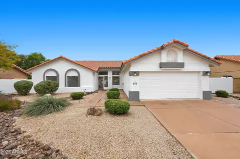 Exterior - 935 E Citation Ln, Tempe, AZ 85284 photo 2 of 10