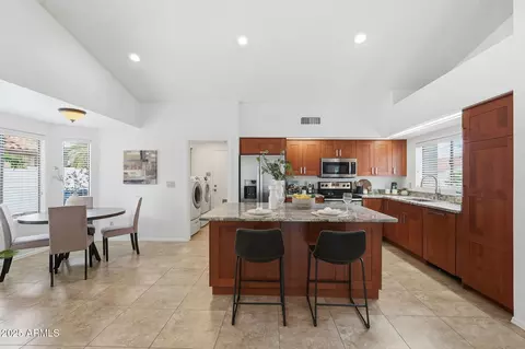 Kitchen - 935 E Citation Ln, Tempe, AZ 85284 photo 6 of 6