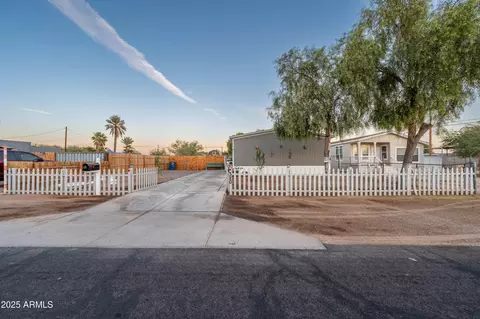 320 5th Ave E, Buckeye, AZ 85326