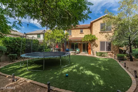 Exterior - 3615 E Salter Dr, Phoenix, AZ 85050 photo 3 of 8