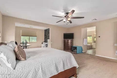 Bedroom - 3615 E Salter Dr, Phoenix, AZ 85050 photo 3 of 10