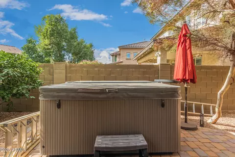 Exterior - 3615 E Salter Dr, Phoenix, AZ 85050 photo 5 of 8