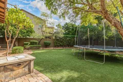 Exterior - 3615 E Salter Dr, Phoenix, AZ 85050 photo 4 of 8