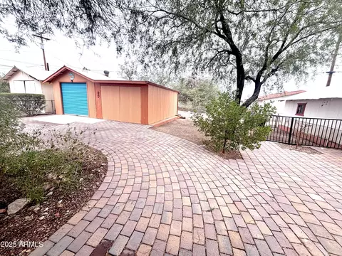 Exterior - 230 W 1st Ave, Ajo, AZ 85321 photo 4 of 7