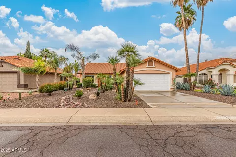 3425 E Sequoia Dr, Phoenix, AZ 85050