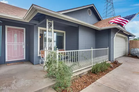 Exterior - 4019 E Dulciana Ave, Mesa, AZ 85206 photo 2 of 8