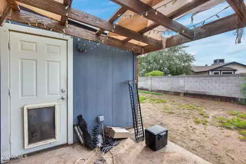 Exterior - 4019 E Dulciana Ave, Mesa, AZ 85206 photo 4 of 8