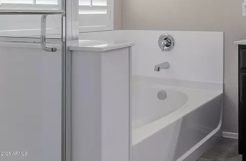 Bath - 5639 E Adrian Ave, Mesa, AZ 85206 photo 3 of 3