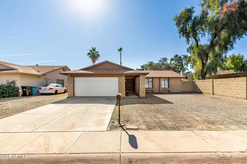 4207 W Christy Dr, Phoenix, AZ 85029