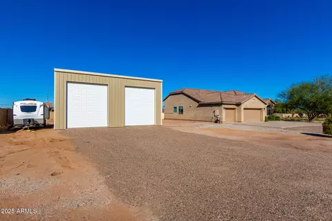 22314 W White Feather Ln, Wittmann, AZ 85361