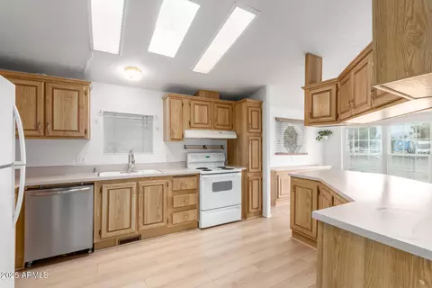 Kitchen - 1325 E 19th Ave, Apache Junction, AZ 85119 photo 2 of 2