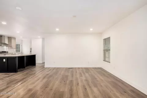 11441 E 4th Ave, Apache Junction, AZ 85120 photo 6
