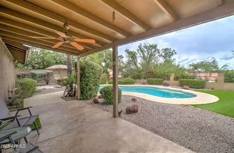 Exterior - 2642 E Claire Dr, Phoenix, AZ 85032 photo 8 of 20