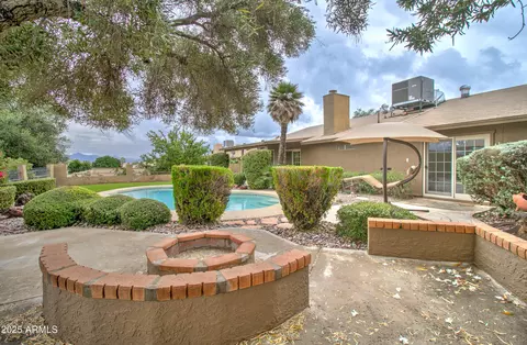Exterior - 2642 E Claire Dr, Phoenix, AZ 85032 photo 3 of 20