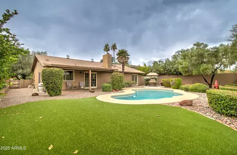Exterior - 2642 E Claire Dr, Phoenix, AZ 85032 photo 11 of 20