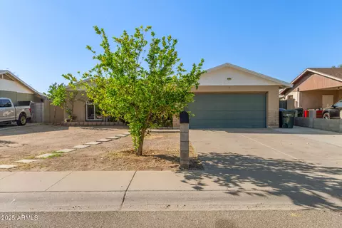 1124 N 59th Dr, Phoenix, AZ 85043