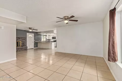 Living - 1124 N 59th Dr, Phoenix, AZ 85043 photo 3 of 4