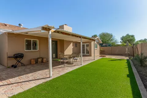 Exterior - 1124 N 59th Dr, Phoenix, AZ 85043 photo 7 of 7