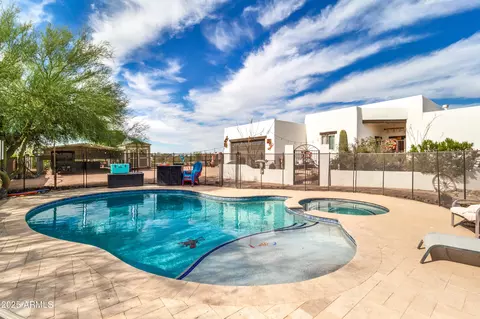 822 N Cortez Rd, Apache Junction, AZ 85119