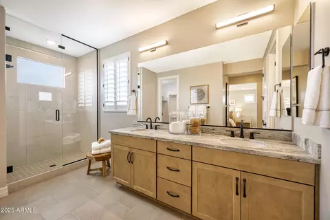 Bath - 1506 E Coconino Way, Gilbert, AZ 85298 photo 1 of 1