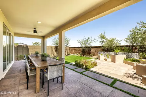 Exterior - 1506 E Coconino Way, Gilbert, AZ 85298 photo 2 of 3