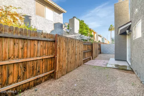 Exterior - 3536 E Le Marche Ave, Phoenix, AZ 85032 photo 6 of 7