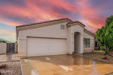 16400 N Naegel Dr, Surprise, AZ 85374