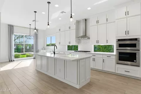 Kitchen - 9619 E Solina Ave, Mesa, AZ 85212 photo 2 of 3