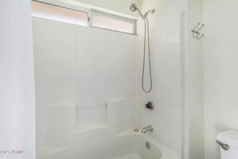 Bath - 1633 E Lakeside Dr #166, Gilbert, AZ 85234 photo 1 of 1