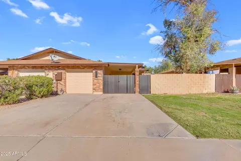 1926 E Inverness Ave, Mesa, AZ 85204