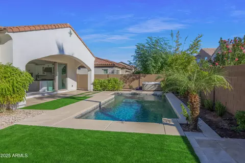 1555 W Sea Fog Dr, Gilbert, AZ 85233