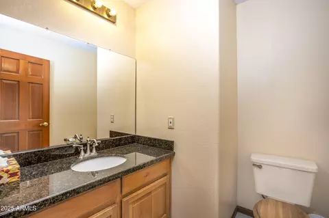 Bath - 1129 E Knight Ln, Tempe, AZ 85284 photo 5 of 5