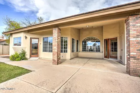 Exterior - 1129 E Knight Ln, Tempe, AZ 85284 photo 5 of 6